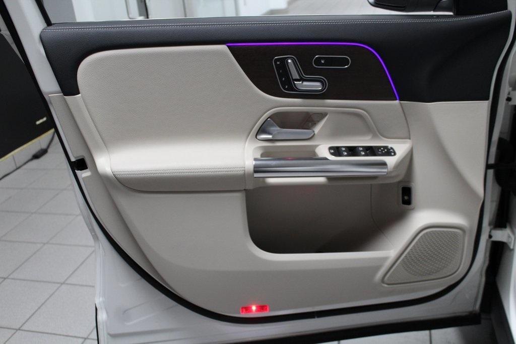 used 2022 Mercedes-Benz GLA 250 car, priced at $32,695