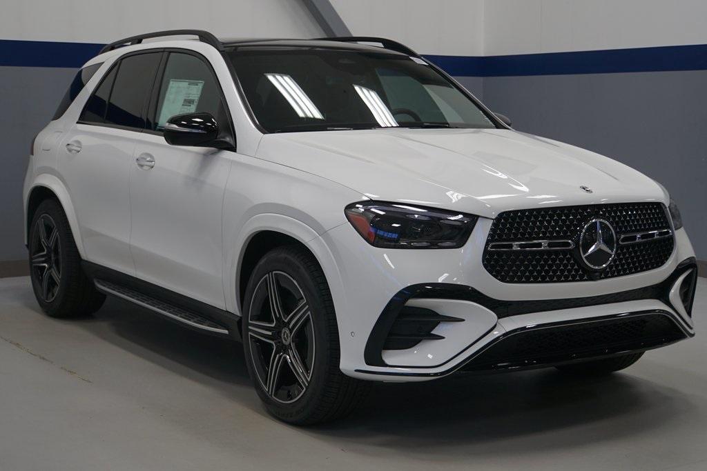 new 2025 Mercedes-Benz GLE 450 car, priced at $88,860