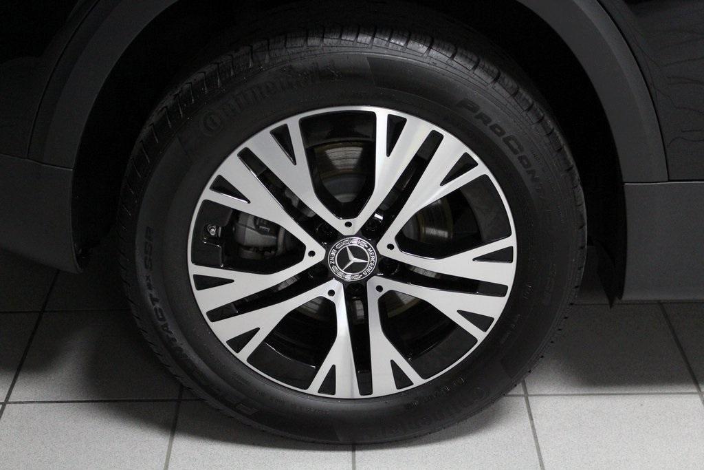 used 2025 Mercedes-Benz GLB 250 car, priced at $44,605