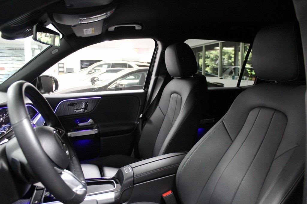 used 2025 Mercedes-Benz GLB 250 car, priced at $44,605