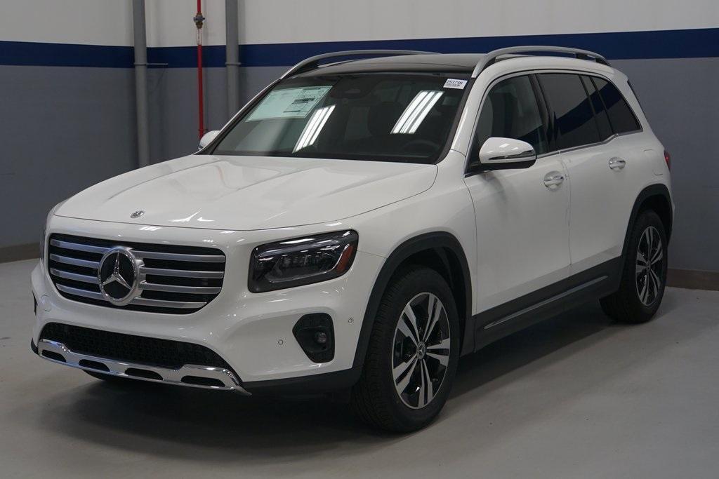 new 2025 Mercedes-Benz GLB 250 car, priced at $50,450