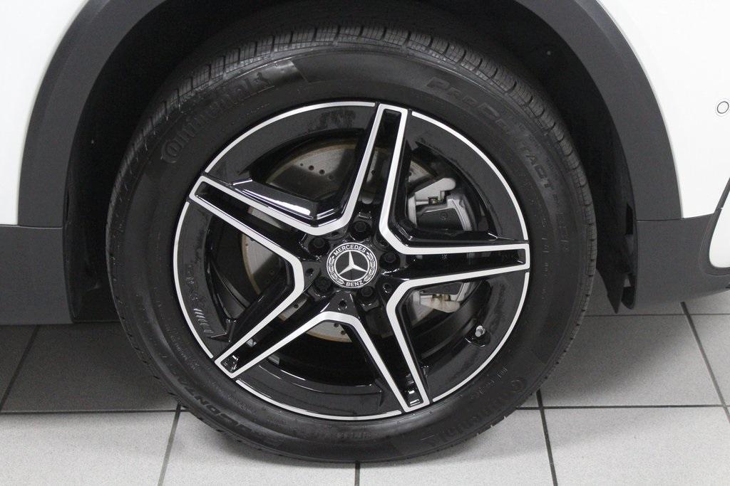 used 2025 Mercedes-Benz GLB 250 car, priced at $48,595