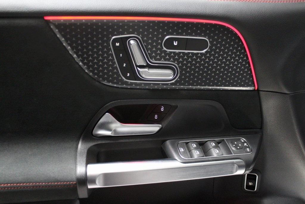 used 2025 Mercedes-Benz GLB 250 car, priced at $48,595