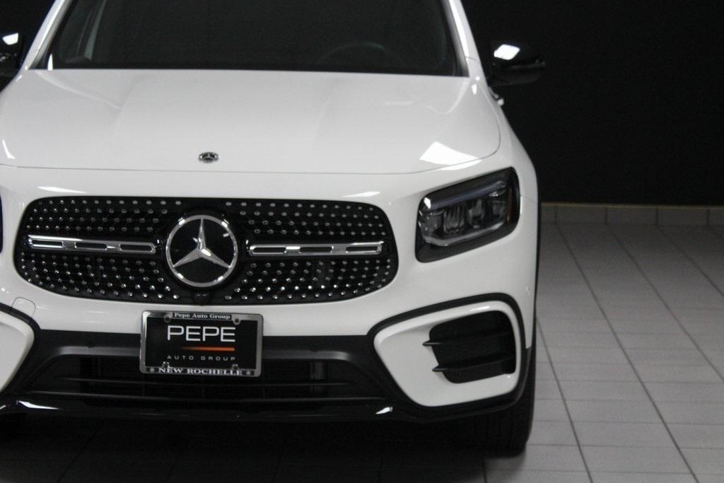 used 2025 Mercedes-Benz GLB 250 car, priced at $48,595
