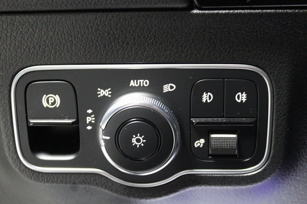 used 2021 Mercedes-Benz GLA 250 car, priced at $29,030