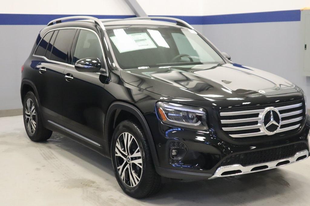 new 2025 Mercedes-Benz GLB 250 car, priced at $51,095