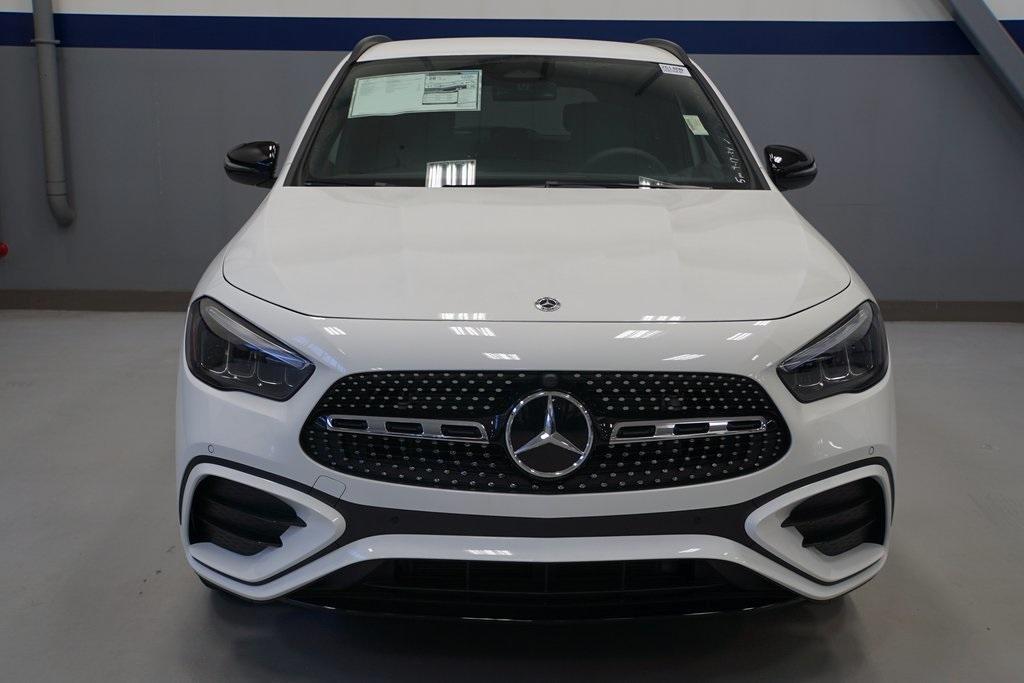 new 2025 Mercedes-Benz GLA 250 car, priced at $52,095