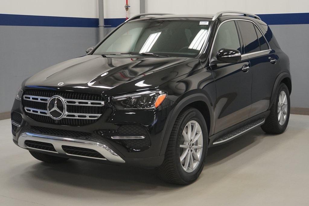 new 2025 Mercedes-Benz GLE 450 car, priced at $74,965