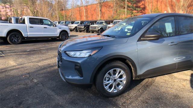 new 2025 Ford Escape car, priced at $25,490