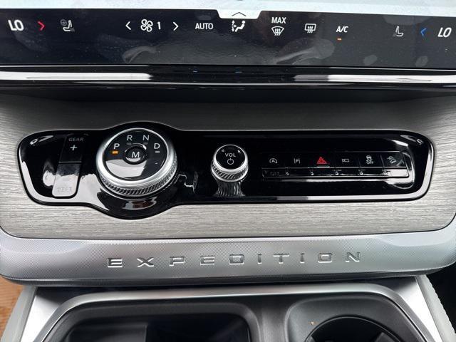 new 2025 Ford Expedition Max car, priced at $78,940