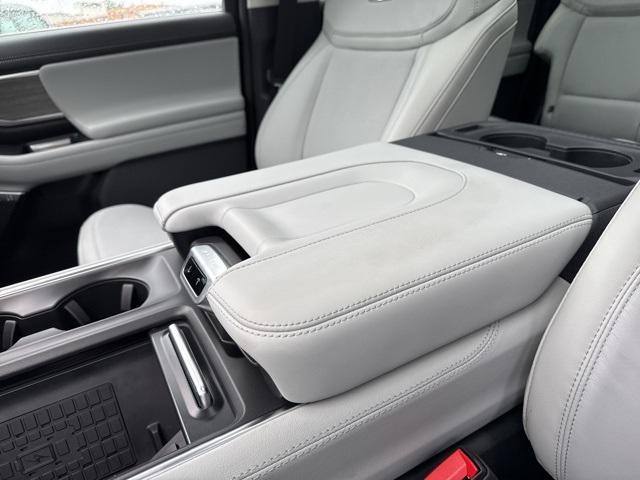 new 2025 Ford Expedition Max car, priced at $78,940