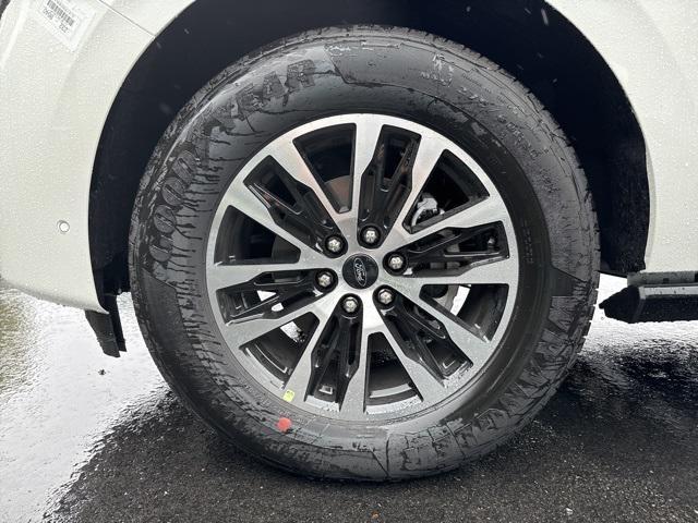 new 2025 Ford Expedition Max car, priced at $78,940