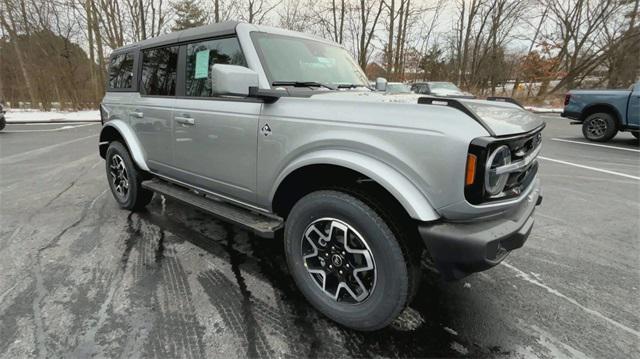 new 2024 Ford Bronco car, priced at $45,585