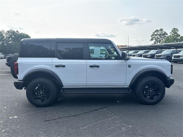 new 2025 Ford Bronco car, priced at $44,627