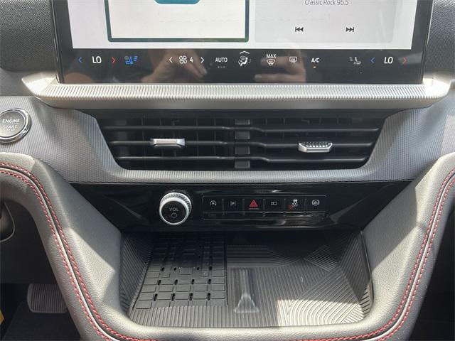 new 2025 Ford Explorer car, priced at $59,106