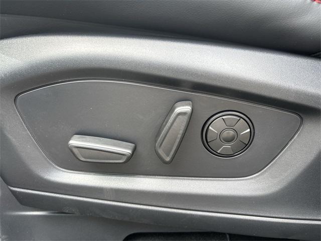 new 2025 Ford Explorer car, priced at $59,106