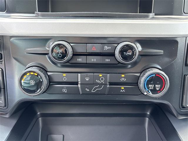 new 2025 Ford F-250 car, priced at $54,865