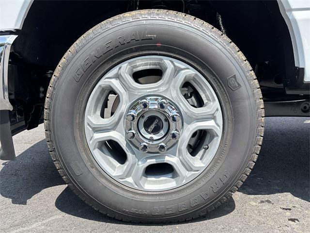 new 2025 Ford F-250 car, priced at $54,865