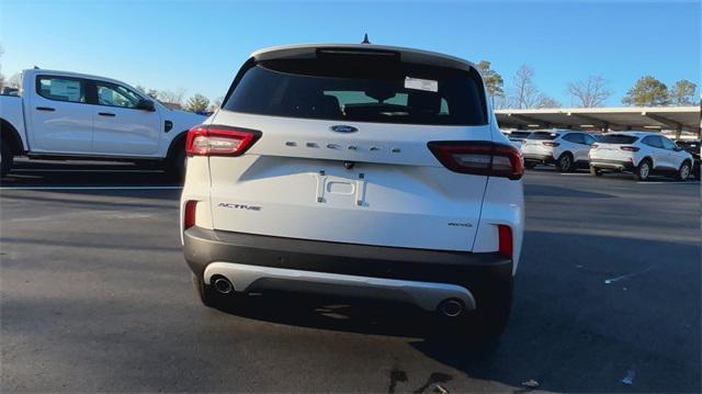 new 2025 Ford Escape car, priced at $29,385