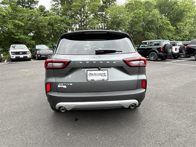 new 2025 Ford Escape car, priced at $30,240