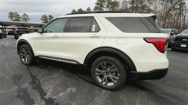 new 2025 Ford Explorer car, priced at $45,695