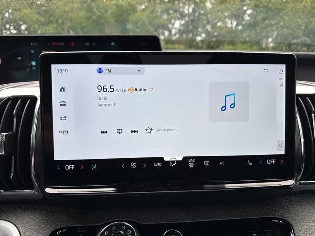 new 2025 Ford Expedition car, priced at $80,040