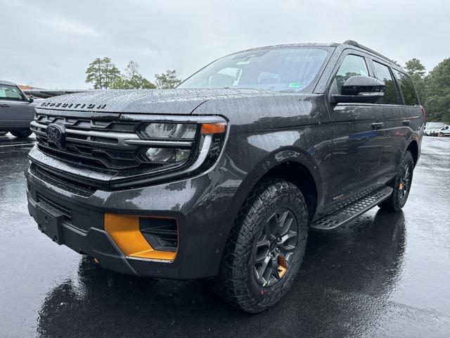 new 2025 Ford Expedition car, priced at $83,040