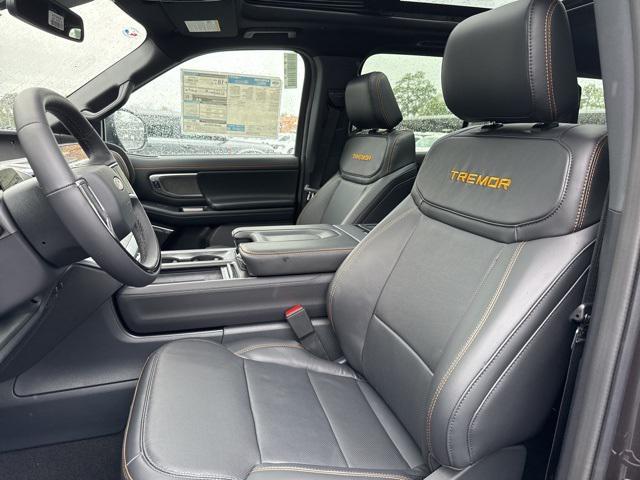 new 2025 Ford Expedition car, priced at $80,040