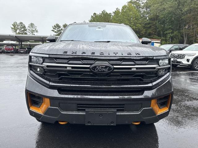 new 2025 Ford Expedition car, priced at $80,040