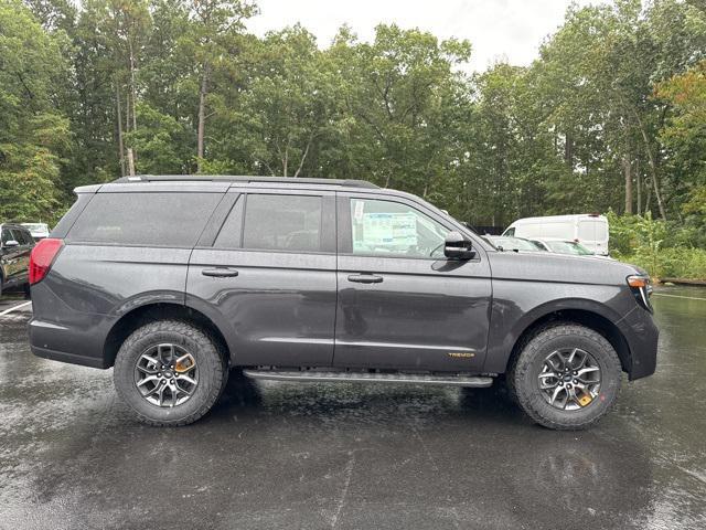 new 2025 Ford Expedition car, priced at $80,040
