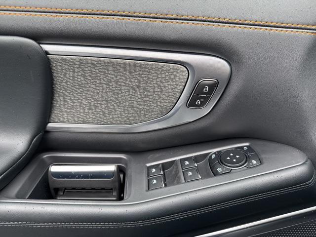 new 2025 Ford Expedition car, priced at $80,040