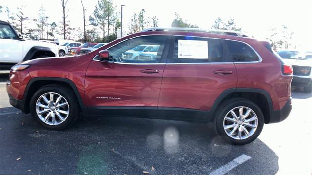 used 2014 Jeep Cherokee car, priced at $11,750