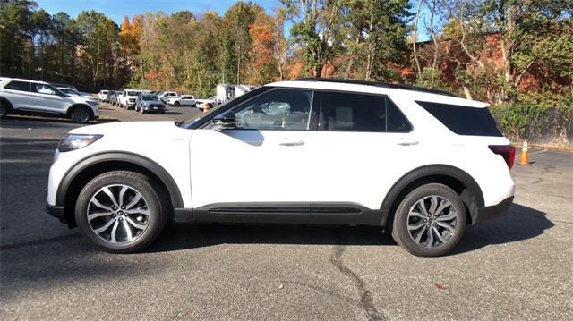 new 2025 Ford Explorer car, priced at $45,905