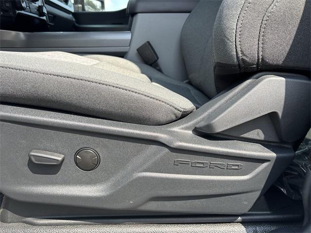 new 2025 Ford F-250 car, priced at $54,865