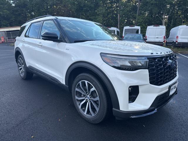 new 2025 Ford Explorer car, priced at $47,081