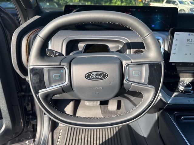 new 2025 Ford Expedition car, priced at $84,600