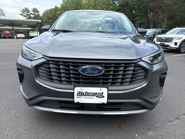 used 2023 Ford Escape car, priced at $25,413