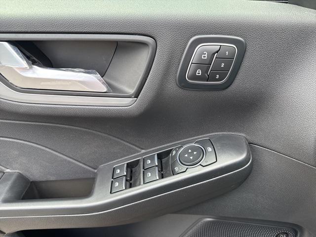 new 2026 Ford Escape PHEV car, priced at $40,020