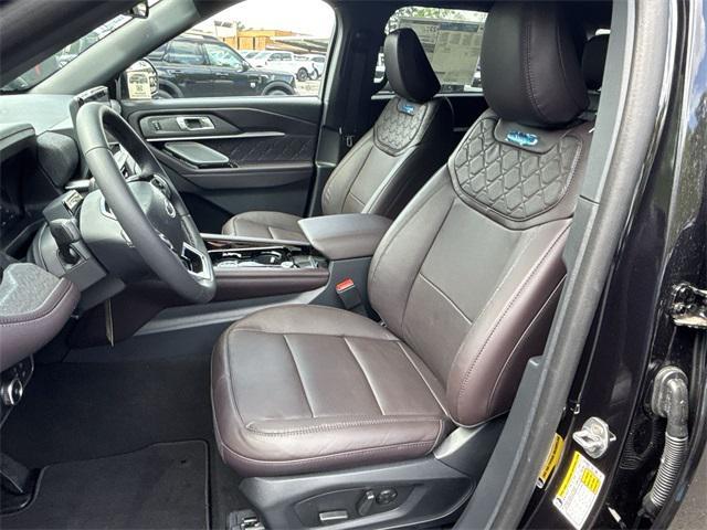 new 2025 Ford Explorer car, priced at $58,285