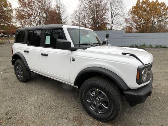 new 2024 Ford Bronco car, priced at $43,388