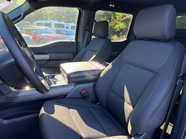 new 2025 Ford F-150 car, priced at $60,260