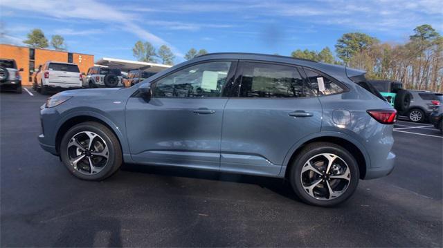 new 2025 Ford Escape car, priced at $37,885