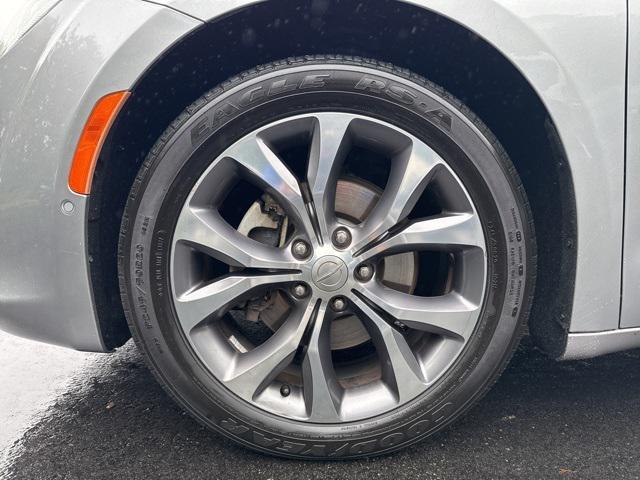 used 2018 Chrysler Pacifica car, priced at $13,888