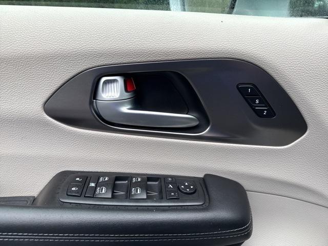 used 2018 Chrysler Pacifica car, priced at $13,888