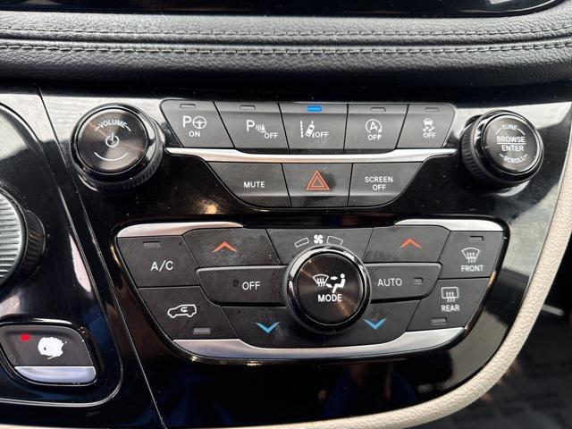 used 2018 Chrysler Pacifica car, priced at $13,888