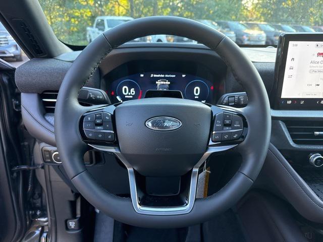 new 2025 Ford Explorer car, priced at $59,064