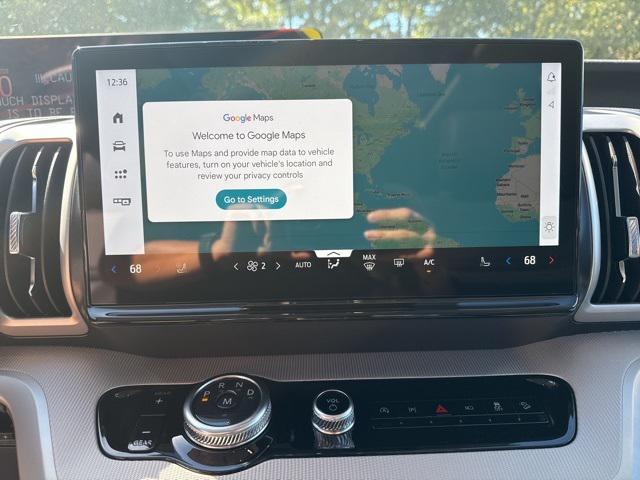 new 2025 Ford Expedition Max car, priced at $73,340