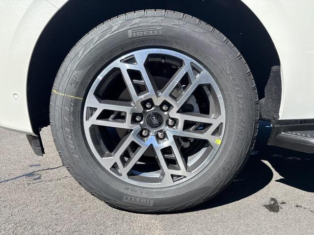 new 2025 Ford Expedition Max car, priced at $73,340