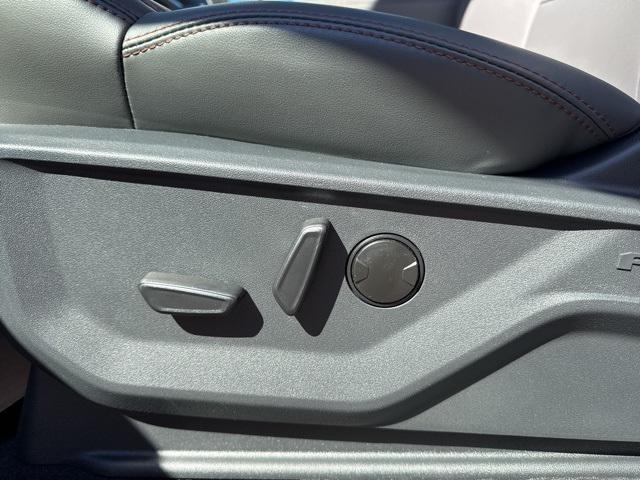 new 2025 Ford Expedition Max car, priced at $73,340