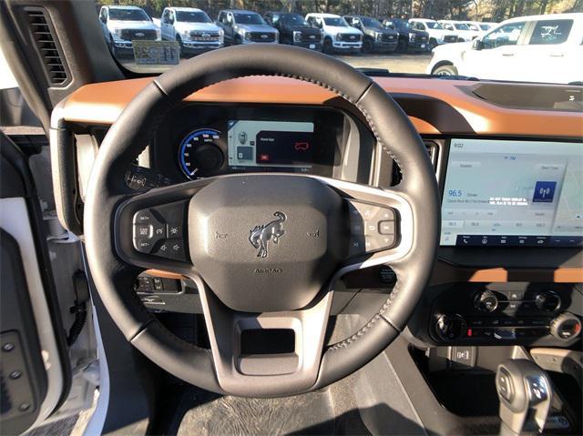 new 2024 Ford Bronco car, priced at $45,090